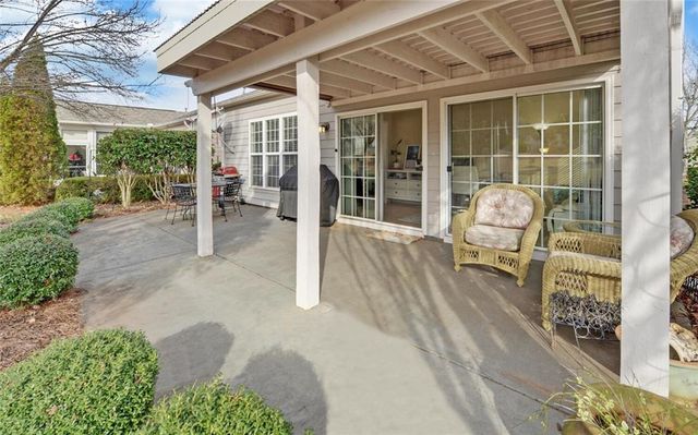 6213 Azalea Way, Hoschton, GA 30548