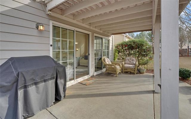 6213 Azalea Way, Hoschton, GA 30548