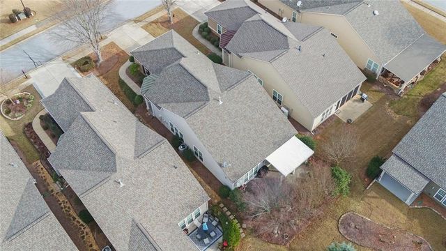 6213 Azalea Way, Hoschton, GA 30548