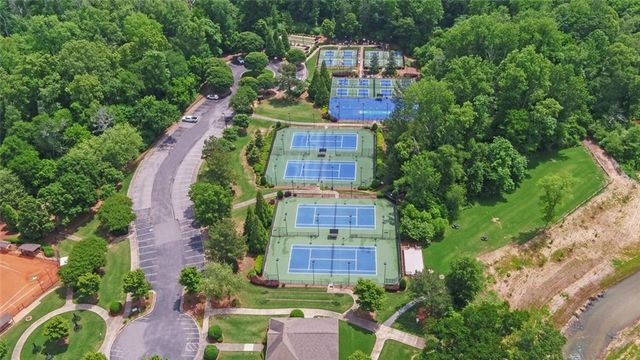 6213 Azalea Way, Hoschton, GA 30548