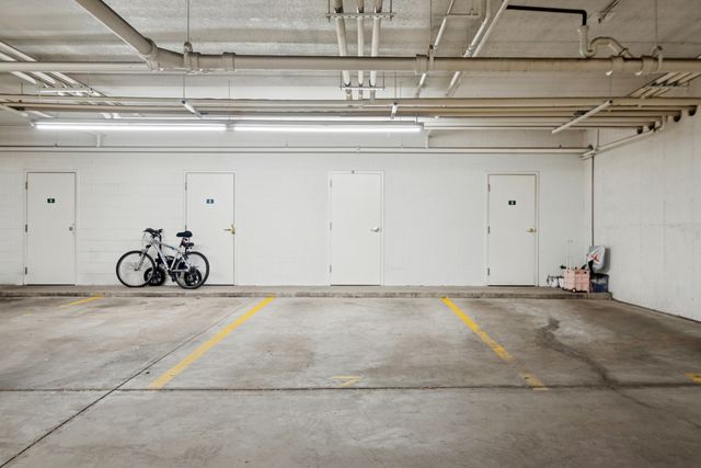 7450 Lincoln Avenue 609, Skokie, IL 60077