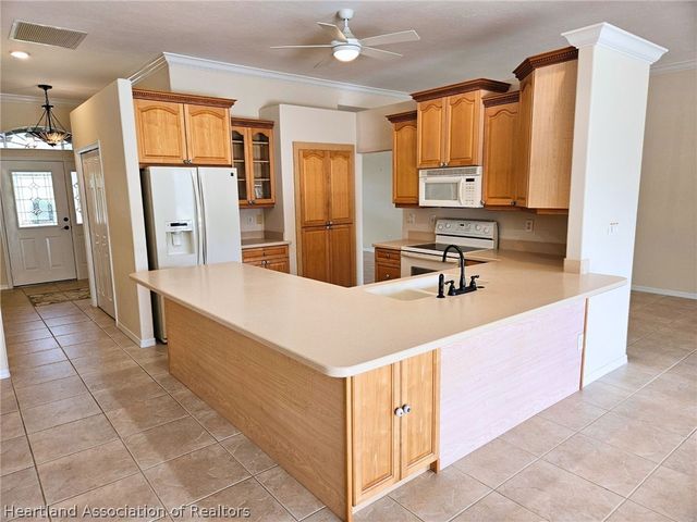 2142 Dog Leg Drive, Sebring, FL 33872