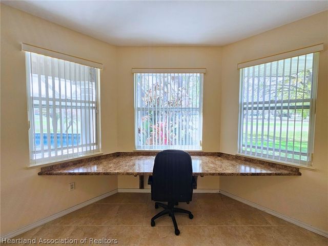 2142 Dog Leg Drive, Sebring, FL 33872