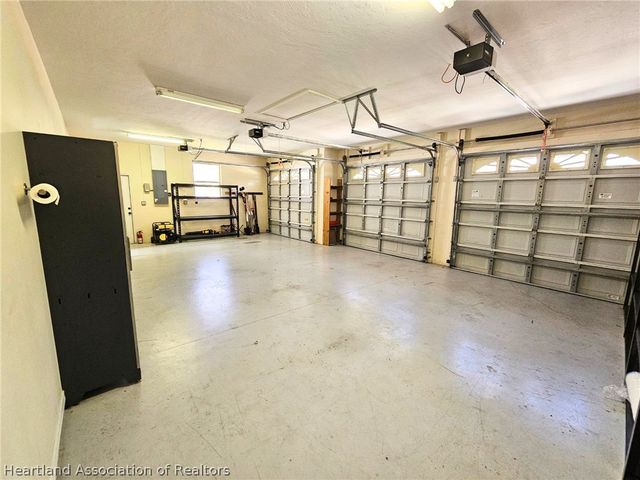 2142 Dog Leg Drive, Sebring, FL 33872