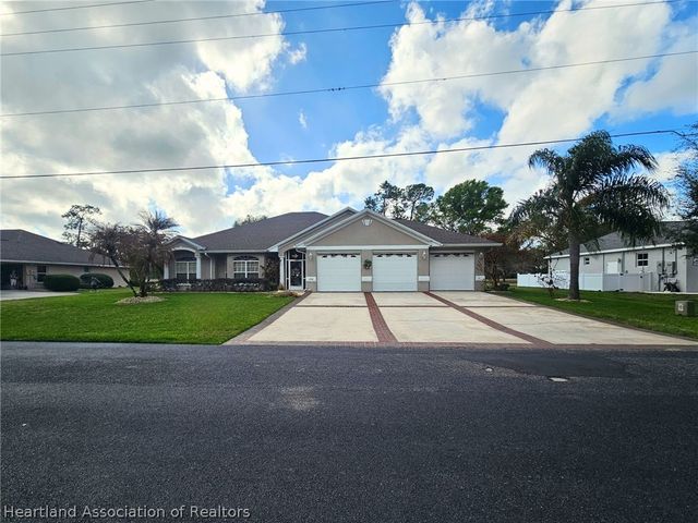 2142 Dog Leg Drive, Sebring, FL 33872