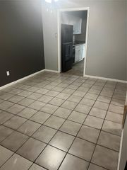 8221 Kingsbrook Road 107, Houston, TX 77024