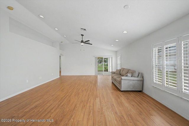 366 Barrington Court, Spring Hill, FL 34609