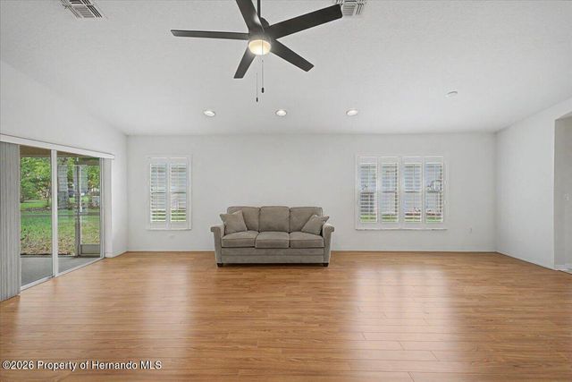 366 Barrington Court, Spring Hill, FL 34609