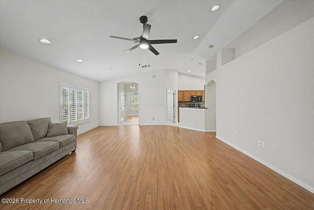 366 Barrington Court, Spring Hill, FL 34609