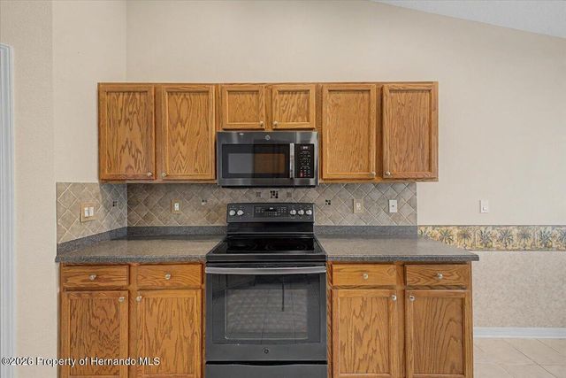 366 Barrington Court, Spring Hill, FL 34609