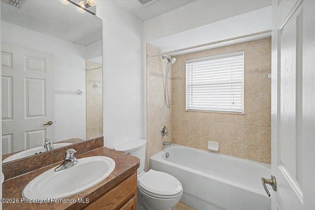 366 Barrington Court, Spring Hill, FL 34609