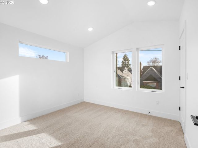 4206 Ne 20th Ave C, Portland, OR 97211