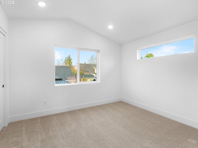 4206 Ne 20th Ave C, Portland, OR 97211