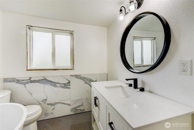 12105 20th St NE, Lake Stevens, WA 98258