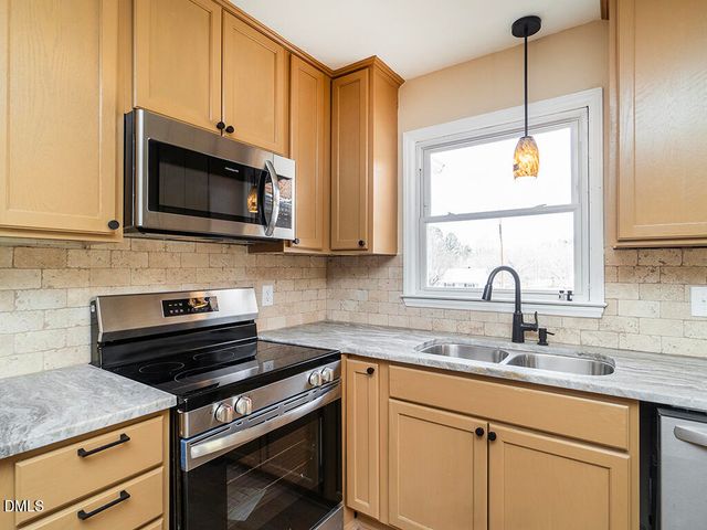 512 Monroe Holt Road, Graham, NC 27253