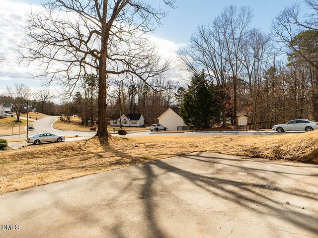 512 Monroe Holt Road, Graham, NC 27253