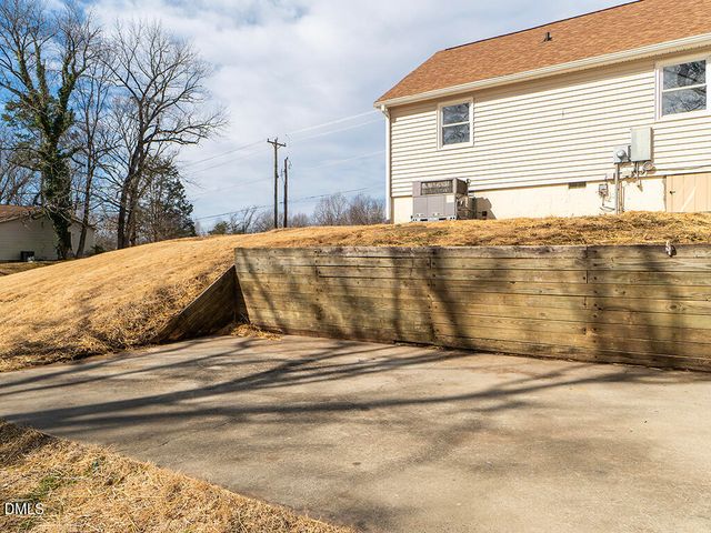 512 Monroe Holt Road, Graham, NC 27253