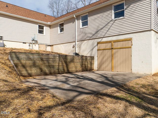 512 Monroe Holt Road, Graham, NC 27253