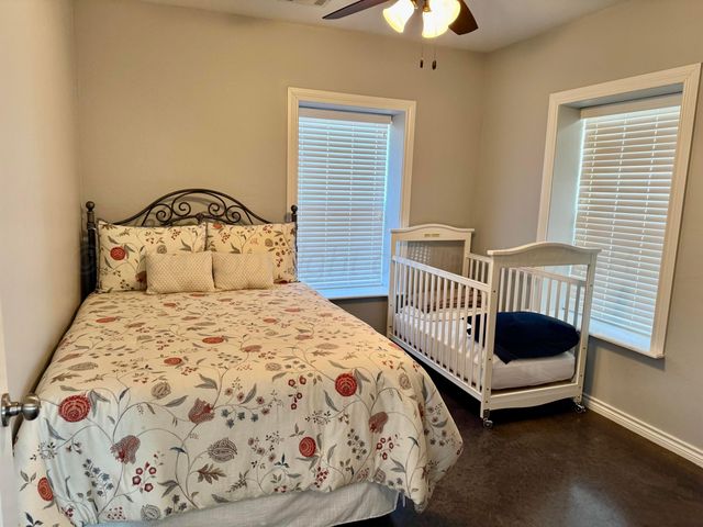 613 N 8th Street, Canadian, TX 79014