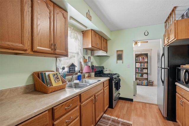 796 E Aurora Avenue, Des Moines, IA 50313