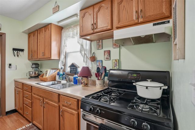796 E Aurora Avenue, Des Moines, IA 50313