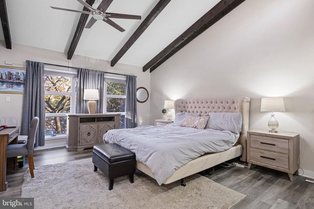 2303 RIDDLE AVE, Wilmington, DE 19806