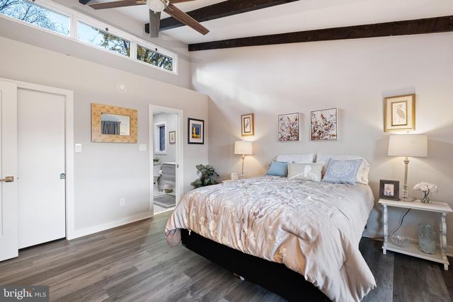 2303 RIDDLE AVE, Wilmington, DE 19806