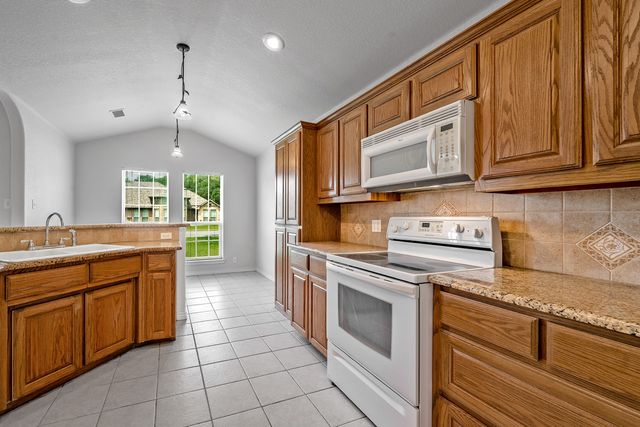 167 Chrissa Drive, Pottsboro, TX 75076