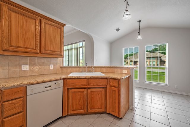 167 Chrissa Drive, Pottsboro, TX 75076