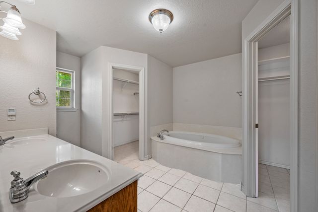 167 Chrissa Drive, Pottsboro, TX 75076