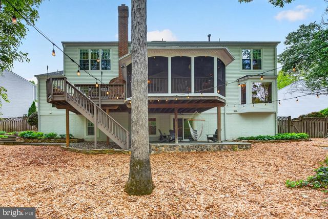 1300 CASSIA ST, Herndon, VA 20170
