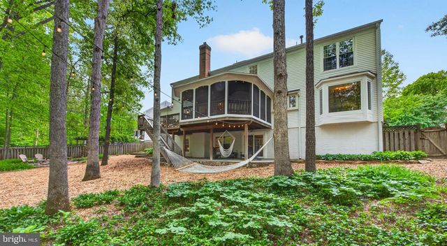 1300 CASSIA ST, Herndon, VA 20170