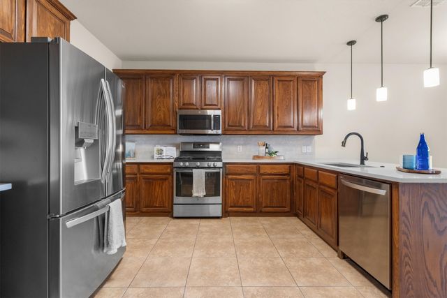 304 Creekside Trail, Argyle, TX 76226