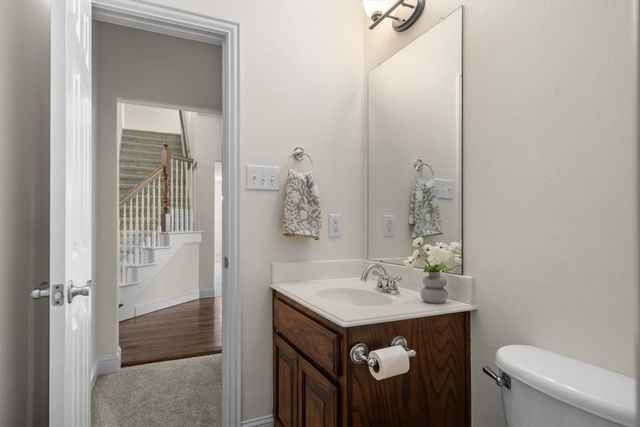 304 Creekside Trail, Argyle, TX 76226