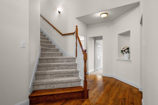 304 Creekside Trail, Argyle, TX 76226