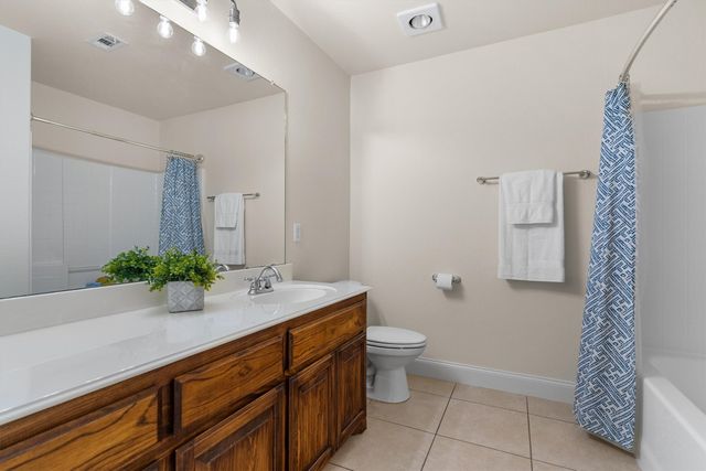 304 Creekside Trail, Argyle, TX 76226