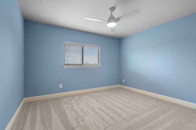 304 Creekside Trail, Argyle, TX 76226