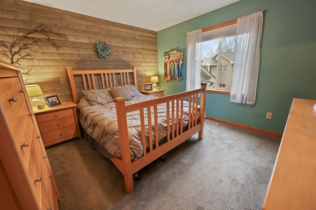 400 Elder Circle NW, Saint Michael, MN 55376