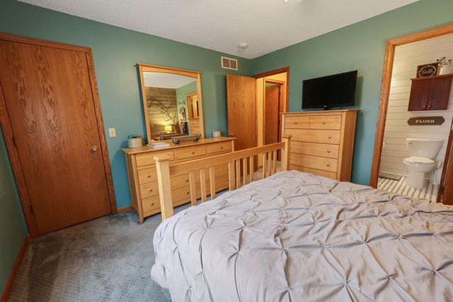 400 Elder Circle NW, Saint Michael, MN 55376