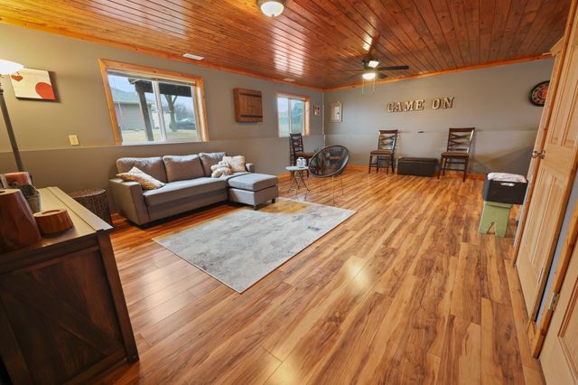 400 Elder Circle NW, Saint Michael, MN 55376