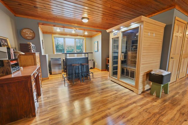 400 Elder Circle NW, Saint Michael, MN 55376