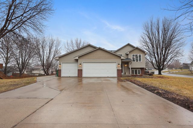 400 Elder Circle NW, Saint Michael, MN 55376