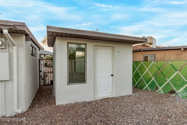 6112 E 25th Street, Tucson, AZ 85711