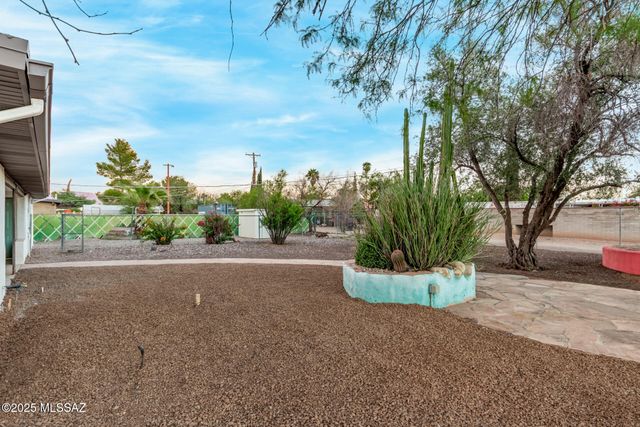 6112 E 25th Street, Tucson, AZ 85711