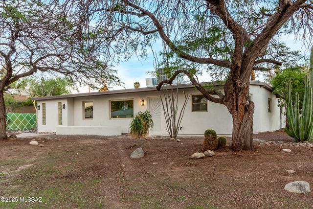 6112 E 25th Street, Tucson, AZ 85711