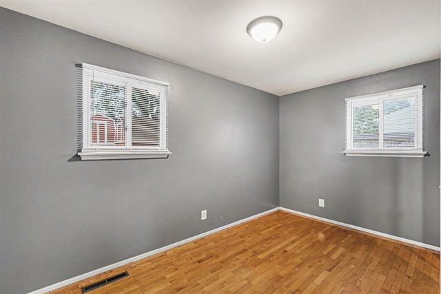 1230 Peachwood Drive, Flint, MI 48507