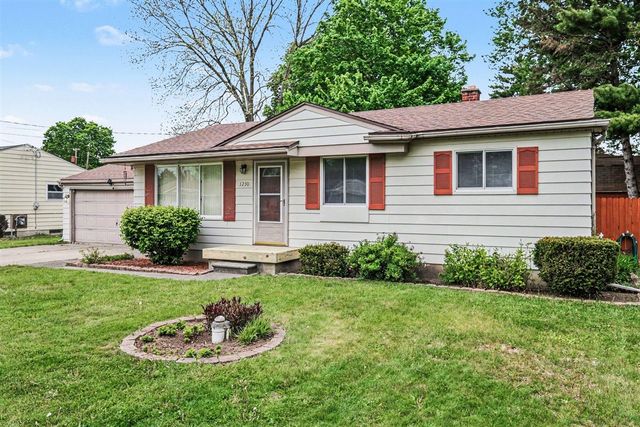 1230 Peachwood Drive, Flint, MI 48507