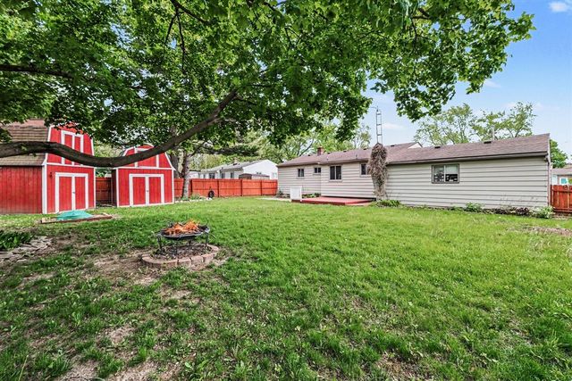 1230 Peachwood Drive, Flint, MI 48507