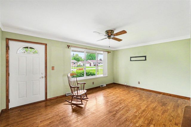 1230 Peachwood Drive, Flint, MI 48507