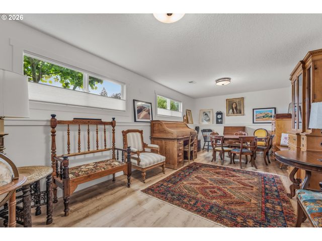 2418 SADDLE Ct, West Linn, OR 97068
